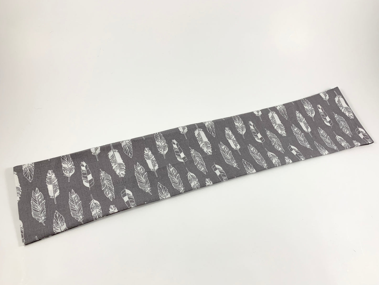 Gray Feathers Standard Sized Pack
